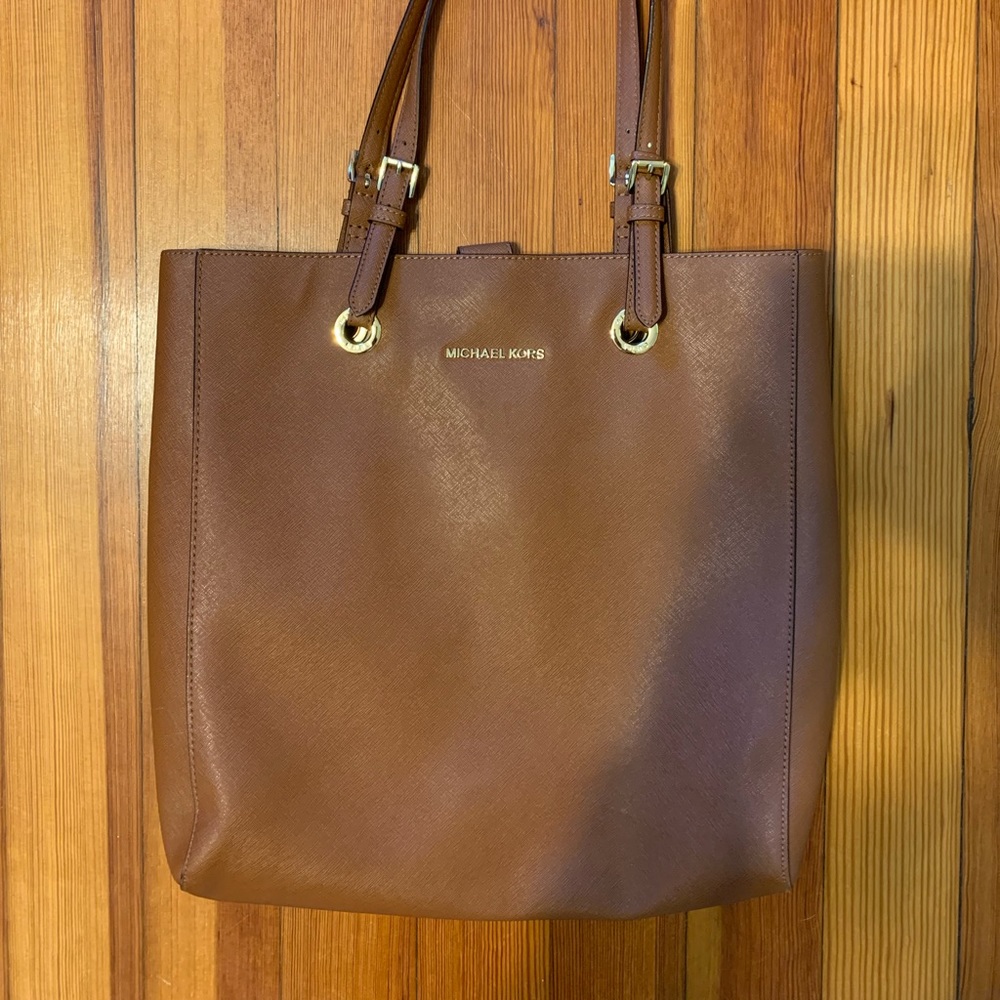 Michael Kors Chesnut Leather Hand Bag